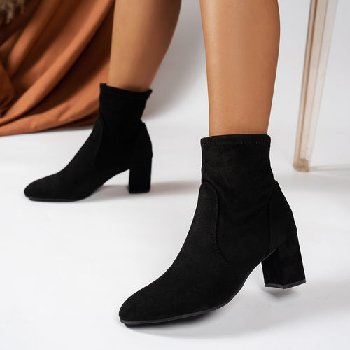 Damen Elegante Stiefeletten aus Wildleder Echo Archiv
