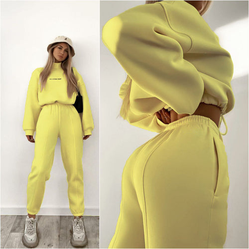 Damen Oversize-Lounge-Set mit Stehkragen und elastischer High-Waist-Jogginghose – Avérine