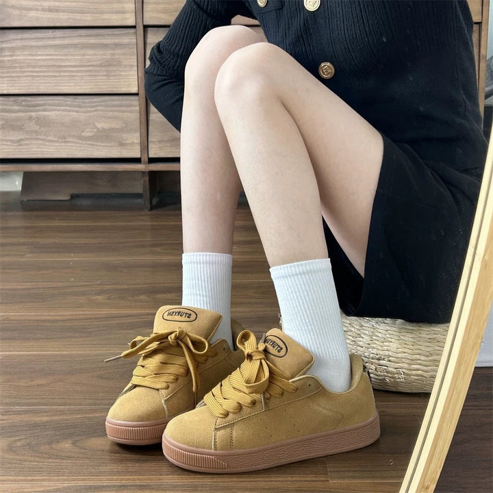 Damen Sneaker aus hochwertigem Wildleder mit weicher Dämpfung Echo Archiv