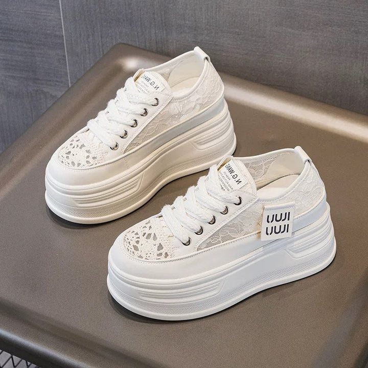 Damen Chunky Plateausneaker mit atmungsaktiver Mesh-Oberfläche und modischer Schnürung Echo Archiv