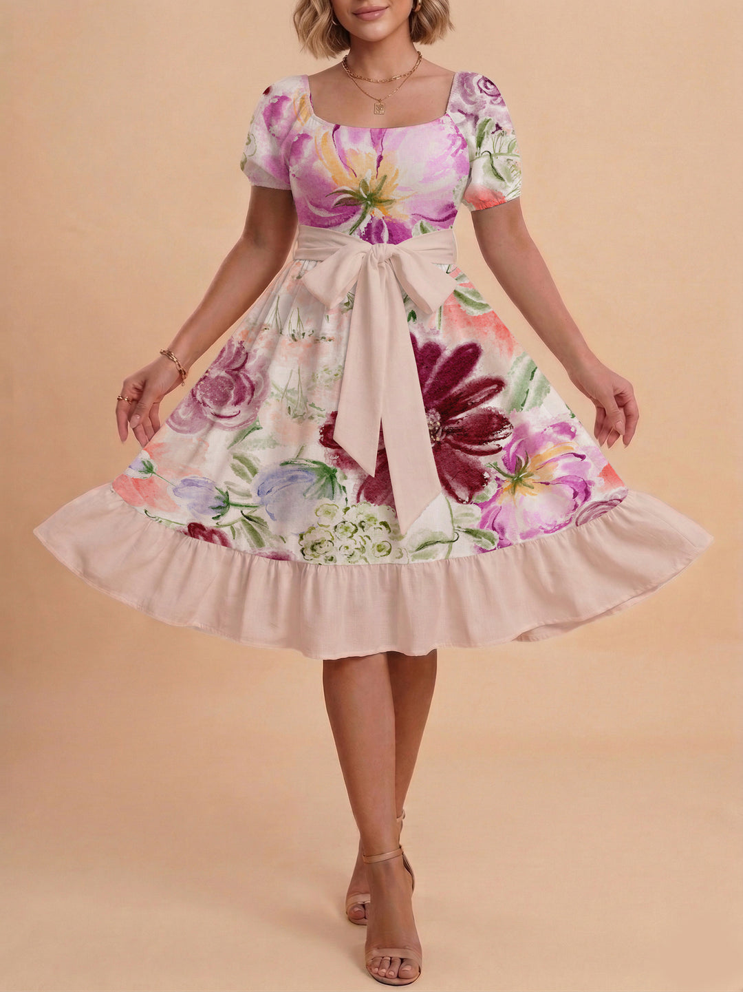 Damen Blumenkleid mit taillierbarem Gürtel und voluminösen Ärmeln Echo Archiv