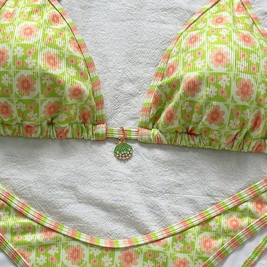 Damen Triangel-Bikini mit frischem Blumendruck und verstellbaren Trägern – Maréssa
