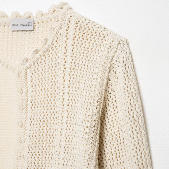 Damen Gehäkelte Kurzstrickjacke mit Scallop-Kante und Ajour‑Lochmuster Echoarchiv
