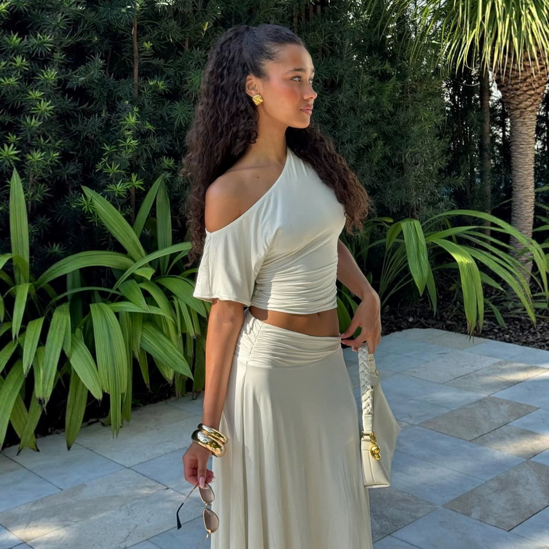 Damen Elegantes Maxikleid mit asymmetrischem Design und Raffung Echo Archiv