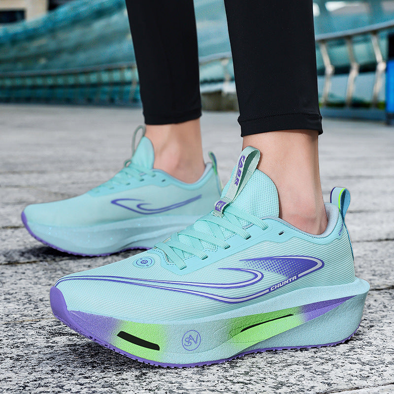 Unisex fließende Race-Performance-Sneaker mit hochprofilierter reaktiver Schaum-Zwischensohle und nahtlosem Leichtstrick-Obermaterial – Tavélo