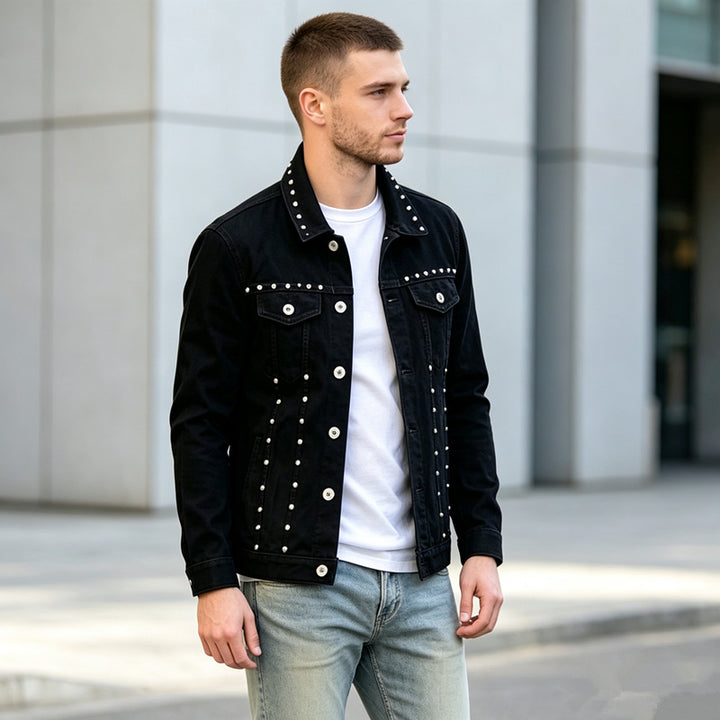 Herren Modische Jeansjacke mit Nieten Echoarchiv