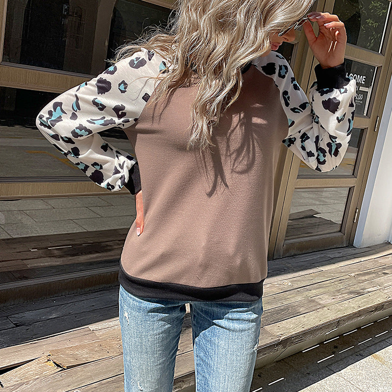 Damen Raglan-Pullover mit Leo-Jacquard-Ärmeln und feinem Rippstrick Echoarchiv