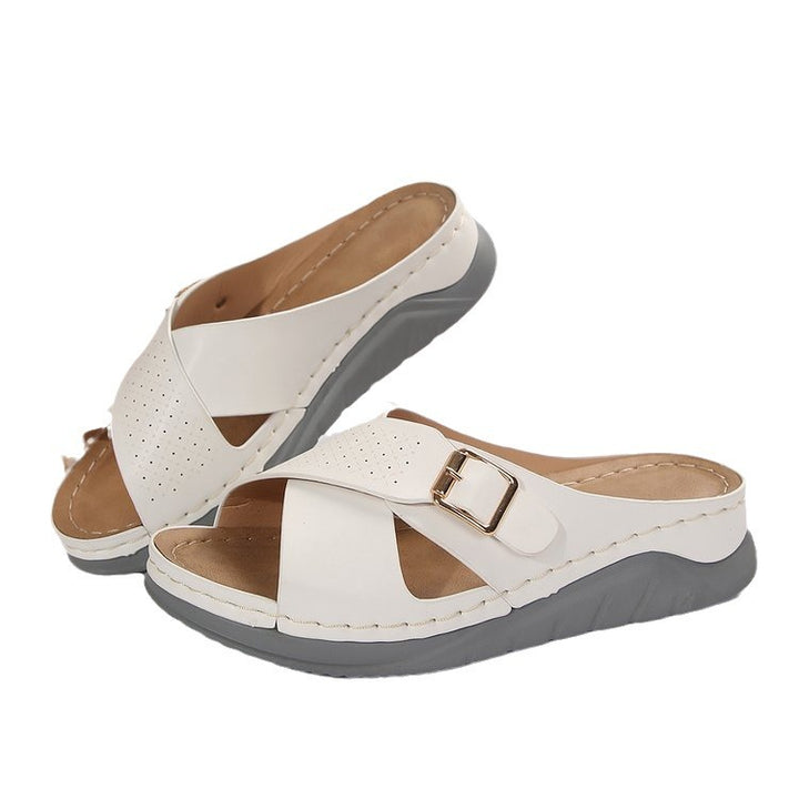 Damen Ergonomische Komfort Pantolette mit Memoryfußbett, perforierten Kreuzriemen und verstellbarer Zierschnalle – Sorelia