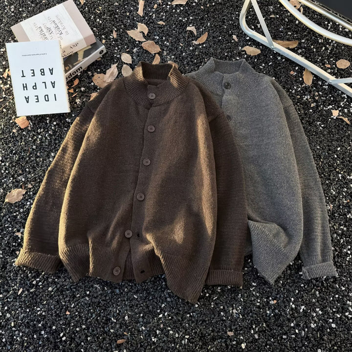 Unisex Oversized Wollmix-Cardigan mit Rundhalsausschnitt, Knopfleiste und geripptem Saum Echoarchiv