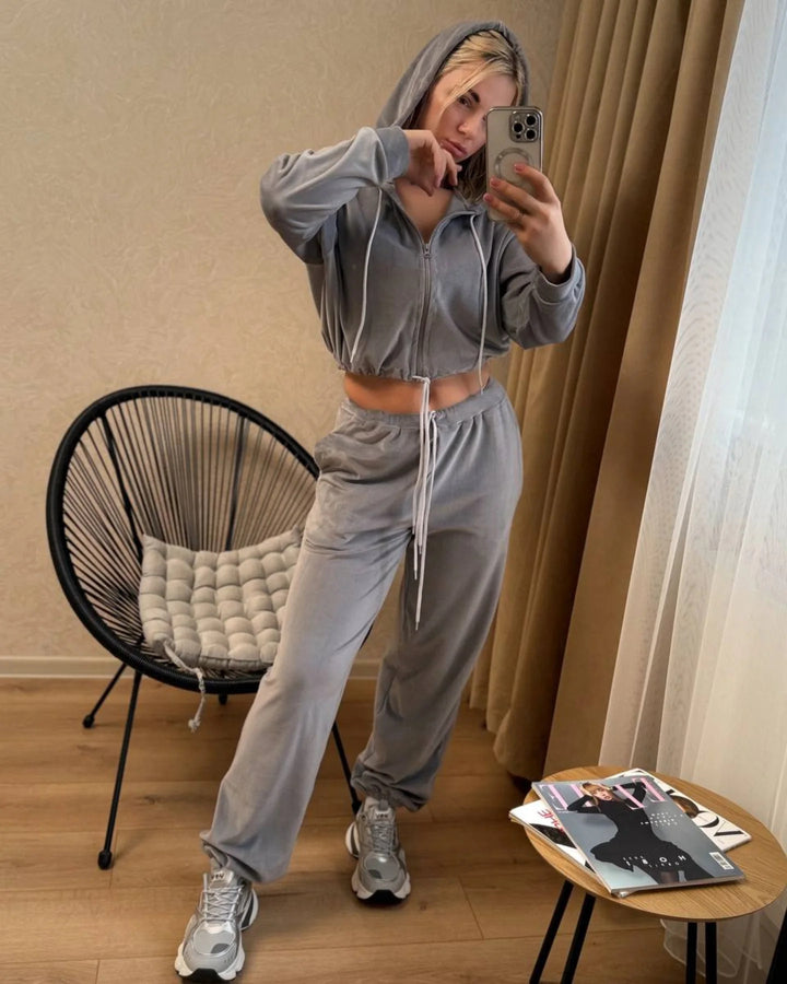 Damen Samtiges Cropped-Zip-Hoodie-Set mit Tunnelzugbund und weitem Lounge-Sweathose – Auréline