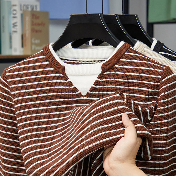 Herren modischer V-Ausschnitt Pullover mit feinem Streifenmuster Echoarchiv