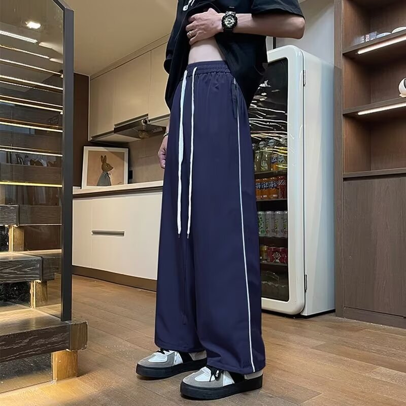 Herren Sportliche Lockere Jogginghose mit kontrastierenden Seiteneinsätzen – Sorevano
