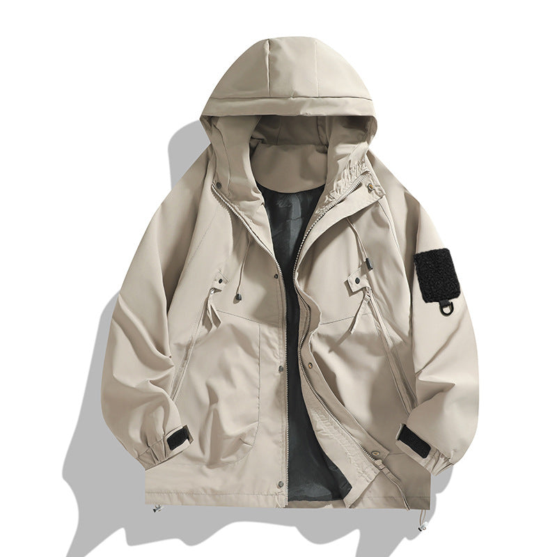 Herren leichte Outdoor-Jacke mit modernen Taschen und verstellbarem Kapuzenkragen Echoarchiv