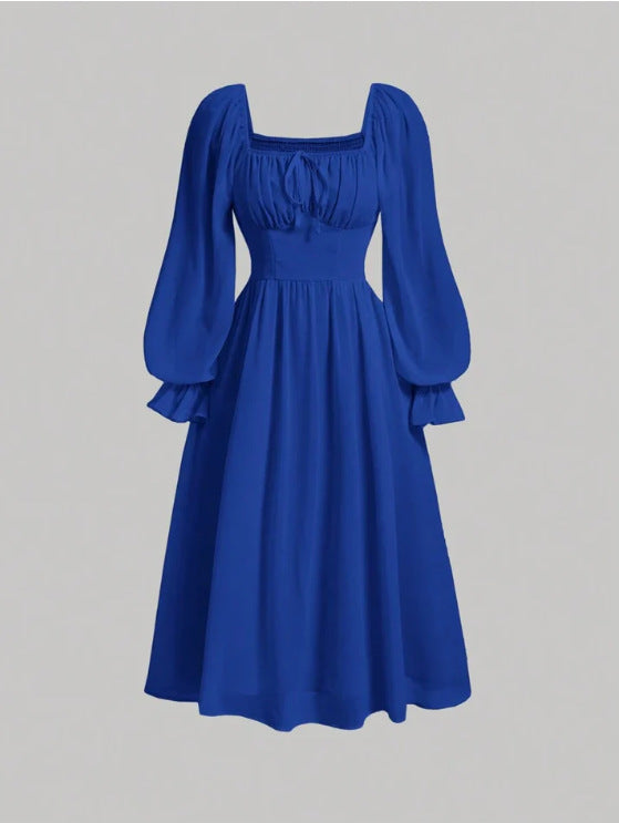 Damen Elegantes Midikleid mit Puffärmeln Echo Archiv