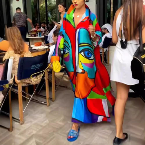 Damen nan Oversize-Hemdkaftan mit abstraktem Portraitprint und Hemdkragen Echo Archiv