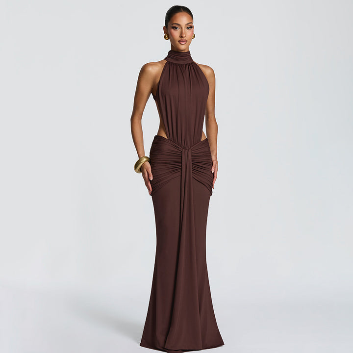 Damen Figurumspielendes Abendkleid mit hochgeschlossenem Design und raffinierten Drapierungen Echo Archiv