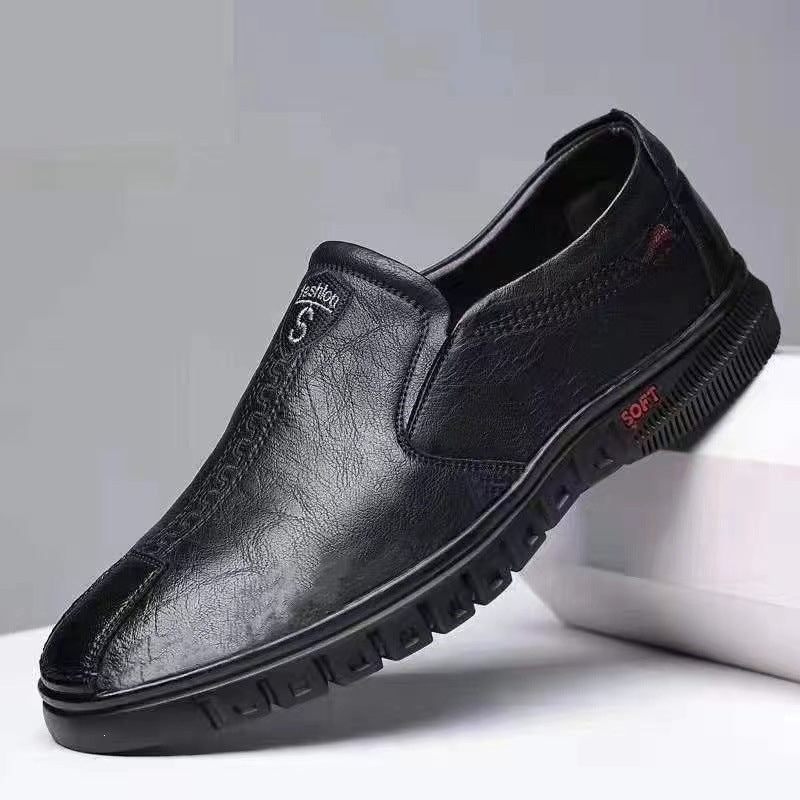 Herren Elegante und Bequeme Slip-On Lederschuhe Echoarchiv