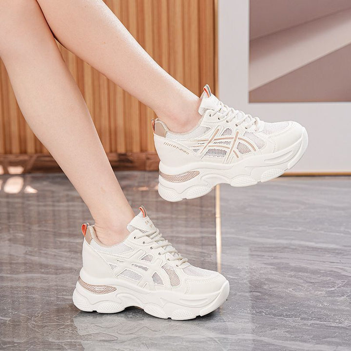 Damen Sportliche Sneaker mit atmungsaktivem Mesh und dämpfender Sohle Echo Archiv