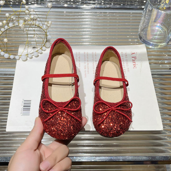 Mädchen Glitzernde Ballerinas mit dekorativer Schleifenverzierung Echo Archiv