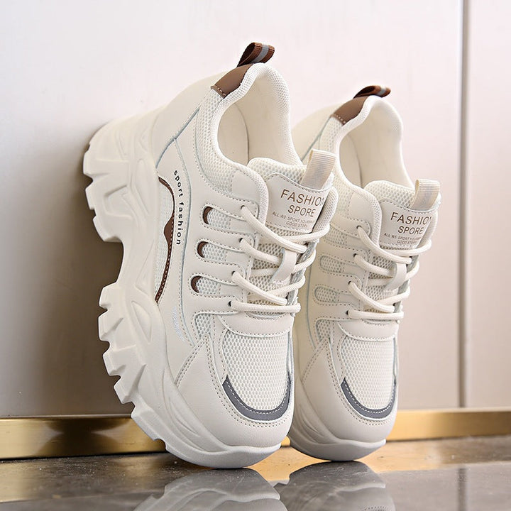 Damen Sportliche Sneakers mit atmungsaktivem Mesh-Obermaterial und dämpfender Sohle Echo Archiv