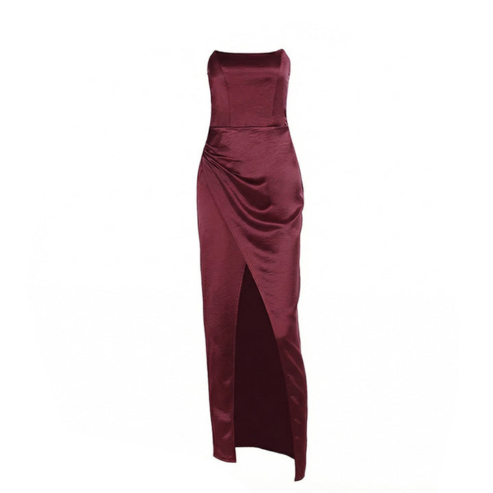 Damen Abendkleid mit schickem Schnitt und luxuriösem Satin Echo Archiv