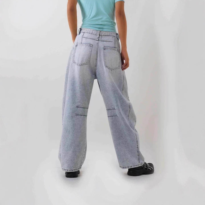 Damen nan Baggy-Jeans mit hohem Bund, sichtbaren Nahtpaneelen und distressed Kniepartien Echo Archiv