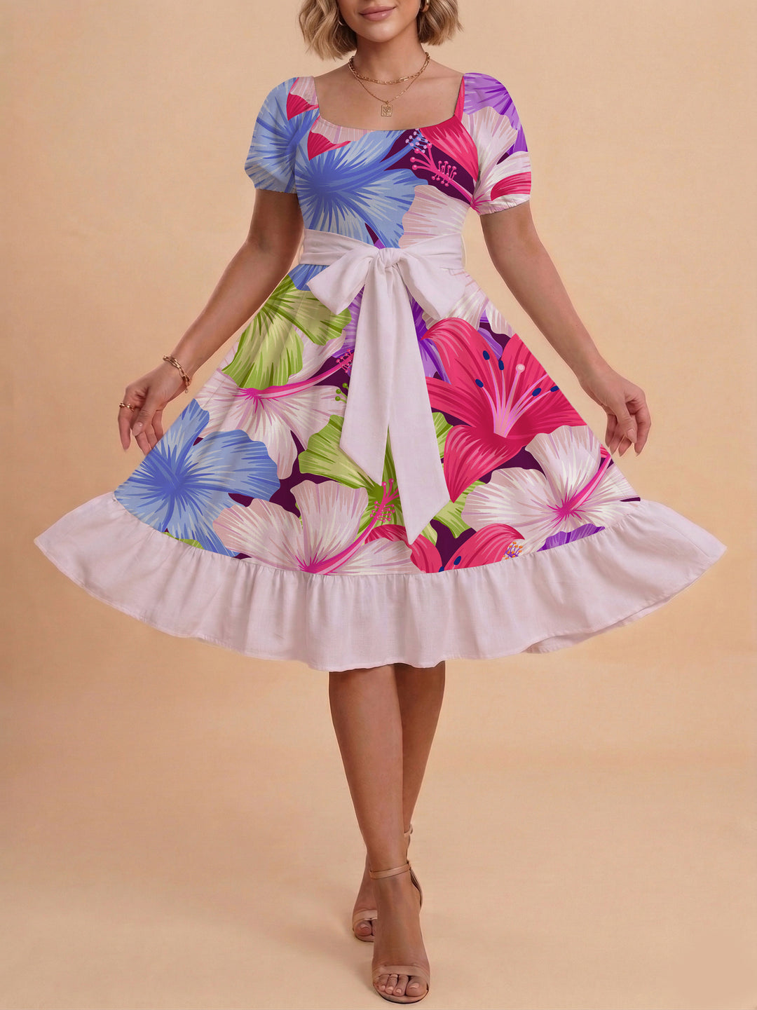 Damen modernes Blumenkleid mit elegantem Taillengürtel und asymmetrischem Saum Echo Archiv