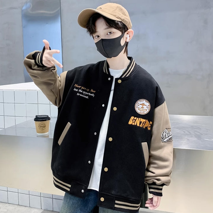 Jungen Varsity-Jacke mit gestickten Applikationen Echo Archiv