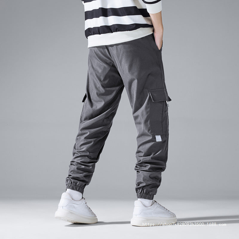 Herren Multifunktionale Cargo-Jogginghose mit Klapp‑ und Gurt-Details Echo Archiv