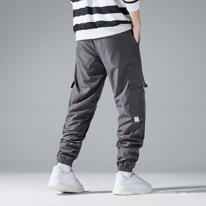 Herren Multifunktionale Cargo-Jogginghose mit Klapp‑ und Gurt-Details Echo Archiv