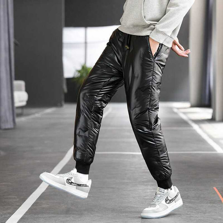 Herren Isolierte Nylon-Jogginghose mit gesteppter Thermofütterung, Tunnelzug & elastischen Bündchen Echoarchiv