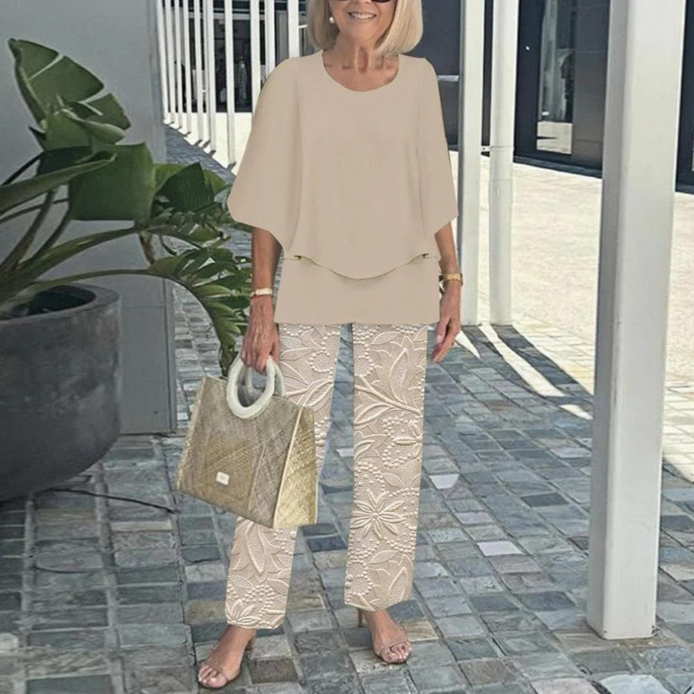 Damen nan Lagen-Tunika mit Cape-Ärmeln und knöchellanger Geradebeinhose mit Grafikprint Echo Archiv