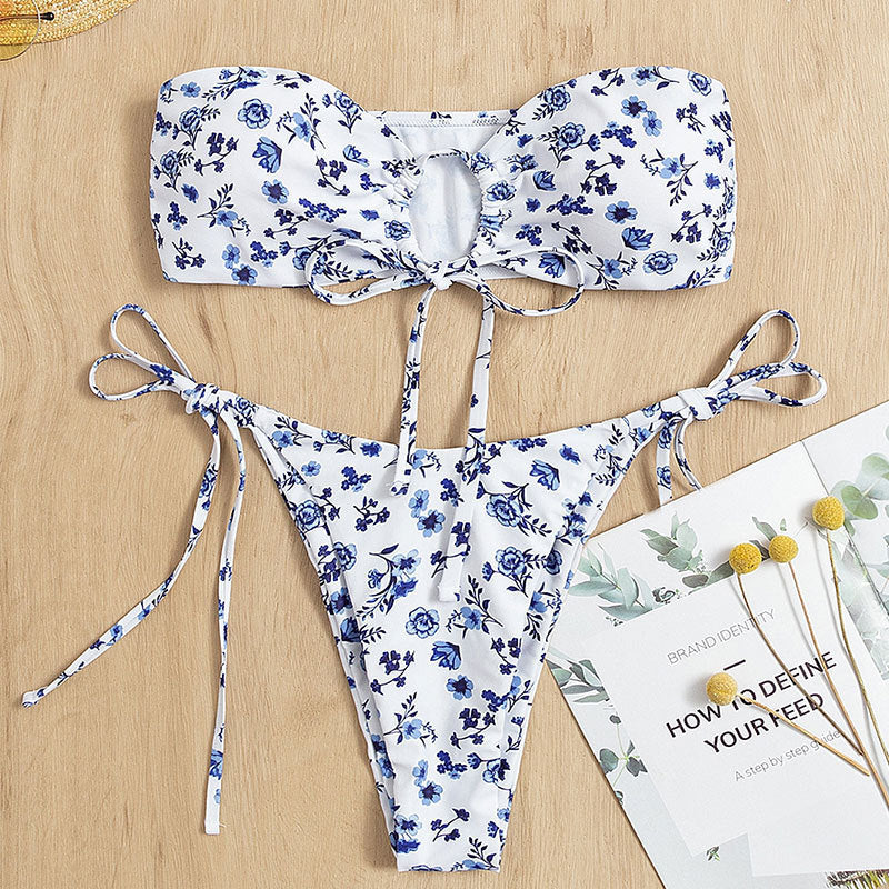 Damen Bikini mit floralen Akzenten und verstellbaren Bindebändern Echo Archiv