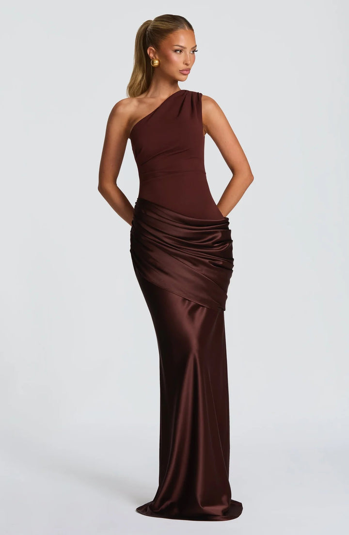 Damen elegantes asymmetrisches Satin-Abendkleid mit Drapé-Design Echo Archiv