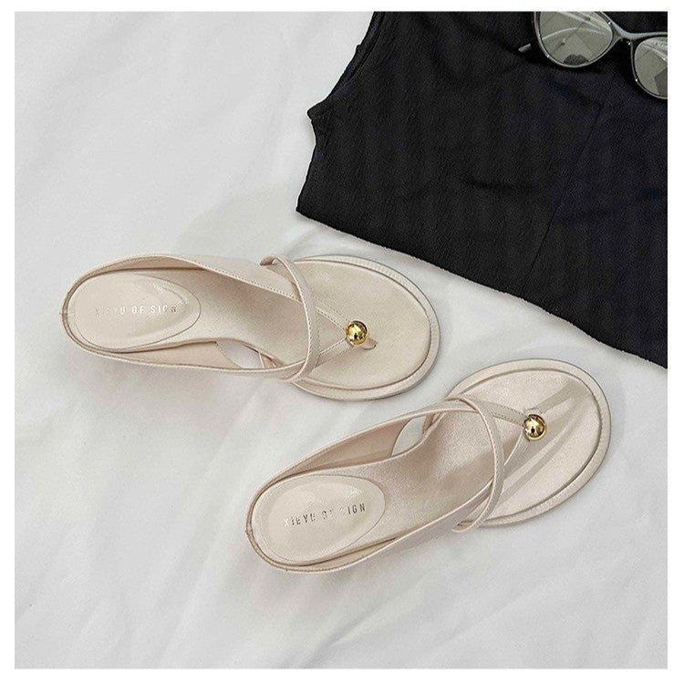 Damen Elegante Mule‑Sandalette mit Zehenring, filigranen Riemchen und sculpted Kitten‑Absatz – Sorelia