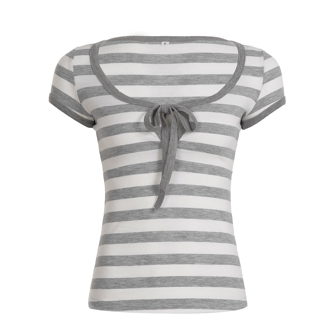 Damen Kurzarm T-Shirt mit verspieltem Schnürdetail Echo Archiv