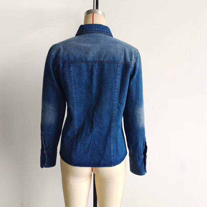 Damen leichte Vintage-Denim-Bluse im Relaxed-Fit mit aufgesetzter Brusttasche und durchgehender Knopfleiste – Maréline