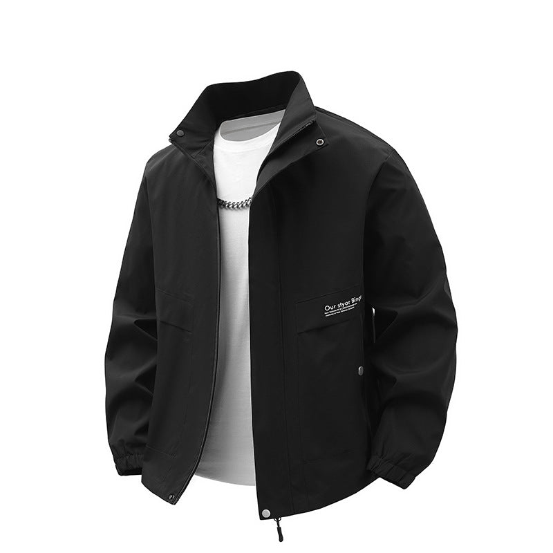 Herren wasserabweisende Freizeitjacke mit hohem Stehkragen und praktischen Taschen Echoarchiv