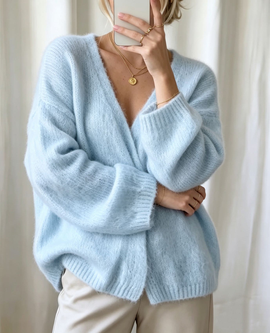 Damen Offener Fluffy-Feinstrick-Cardigan mit tiefem V‑Ausschnitt und legerer Oversize‑Silhouette – Veloura