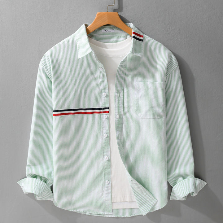 Herren Gestreiftes Overshirt aus Baumwollmix mit Brusttasche und sportivem Kontrastband Echoarchiv