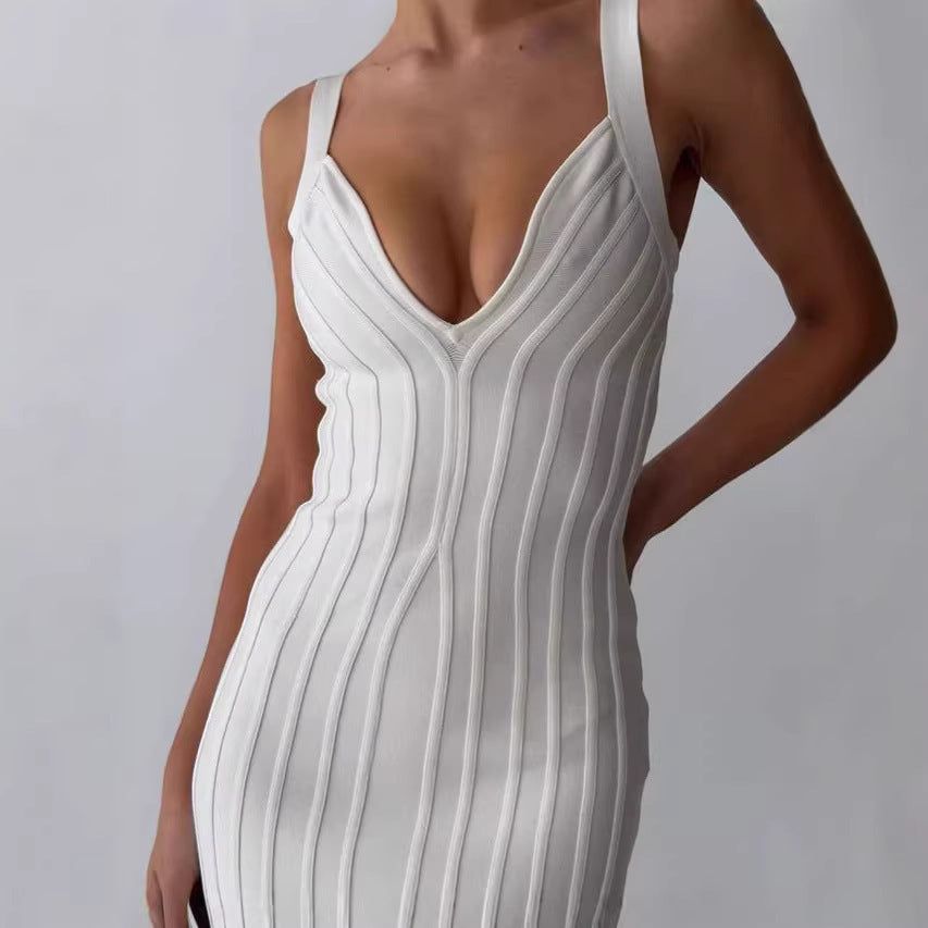 Damen Figurbetontes Maxikleid mit tiefem V-Ausschnitt Echo Archiv