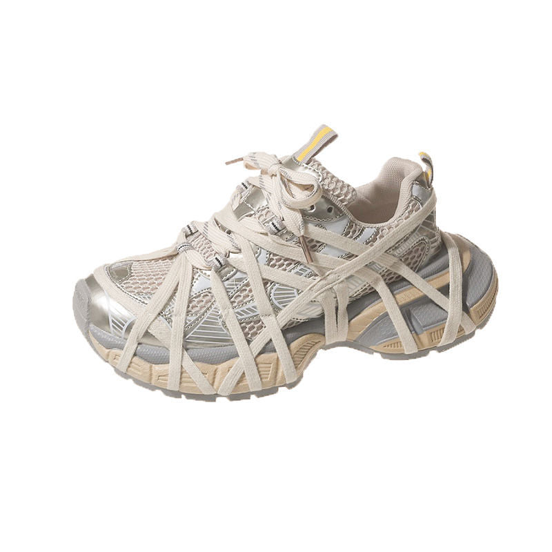 Damen Techno-Chunky-Sneaker mit atmungsaktivem Mesh, stabiler Plattformsohle und dekorativen Wickelriemen – Névara