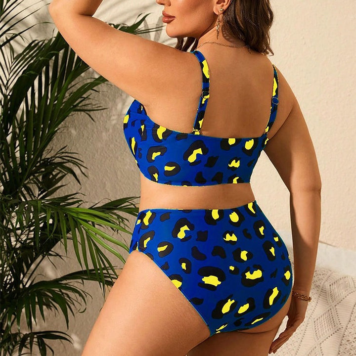 Damen Hochgeschnittener Bikini mit Leopardenmuster und unterstützendem Oberteil Echo Archiv