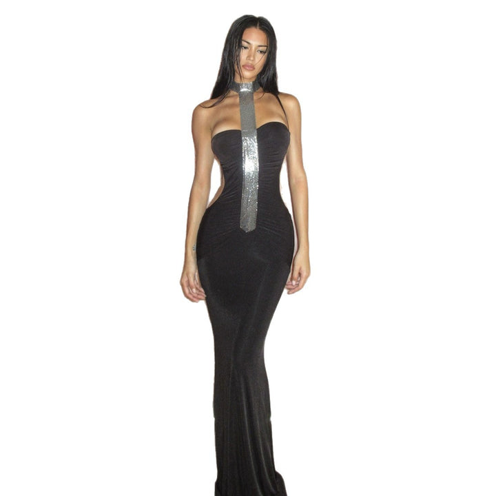 Damen Elegantes Abendkleid mit schmalem Schnitt und glänzenden Akzenten Echo Archiv