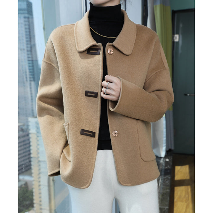 Damen Kurzmantel aus Wollmix mit Hemdkragen, kastiger Silhouette und Eingrifftaschen Echoarchiv