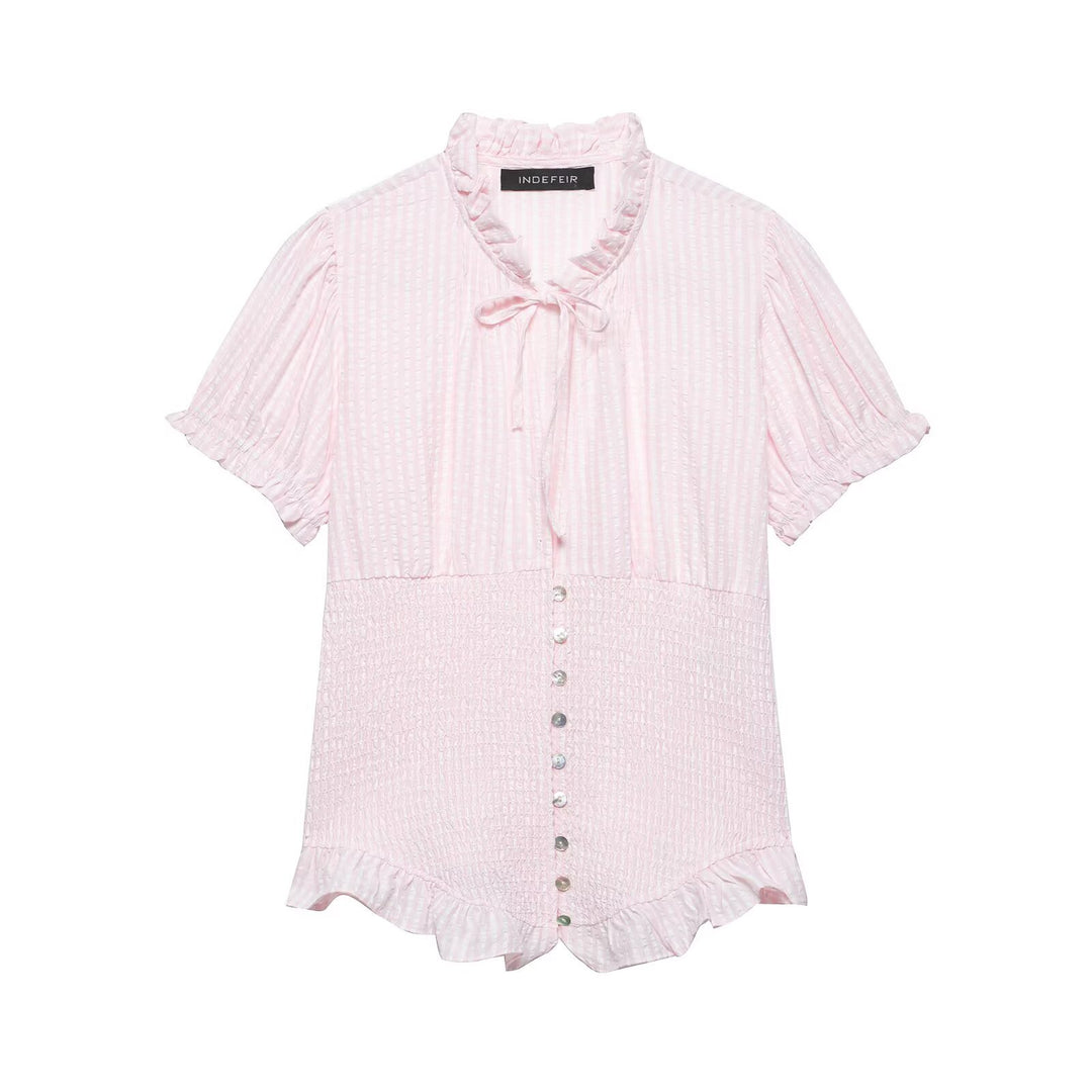 Damen Rüschenbluse mit geschlitztem Kragen und Knopfdetails Echo Archiv