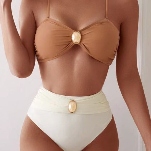 Damen Hochgeschnittenes Bikini-Set mit schickem Gold-Detail Echo Archiv
