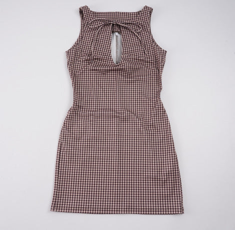 Damen figurbetontes Kleid mit V-Ausschnitt und Rüschendetails Echo Archiv