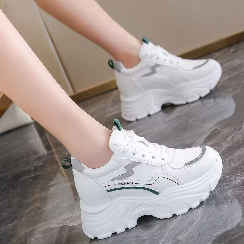 Damen Sportliche Sneakers mit elastischem Obermaterial und gepolsterter Sohle Echo Archiv