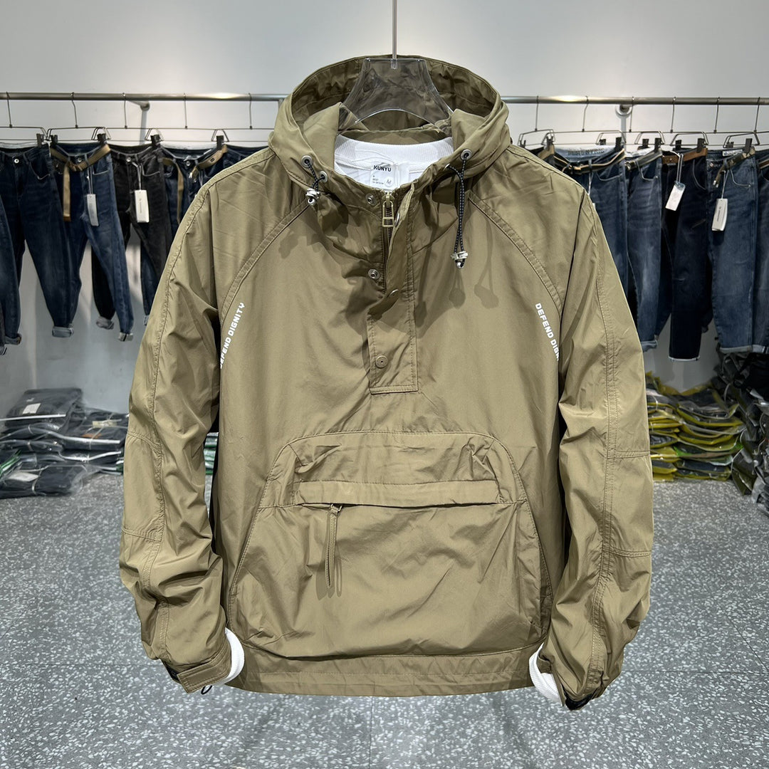 Herren funktionale Outdoor-Jacke mit hohem Kragen und praktischen Taschen Echoarchiv